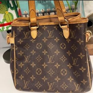 Louis Vuitton Certified authentic
